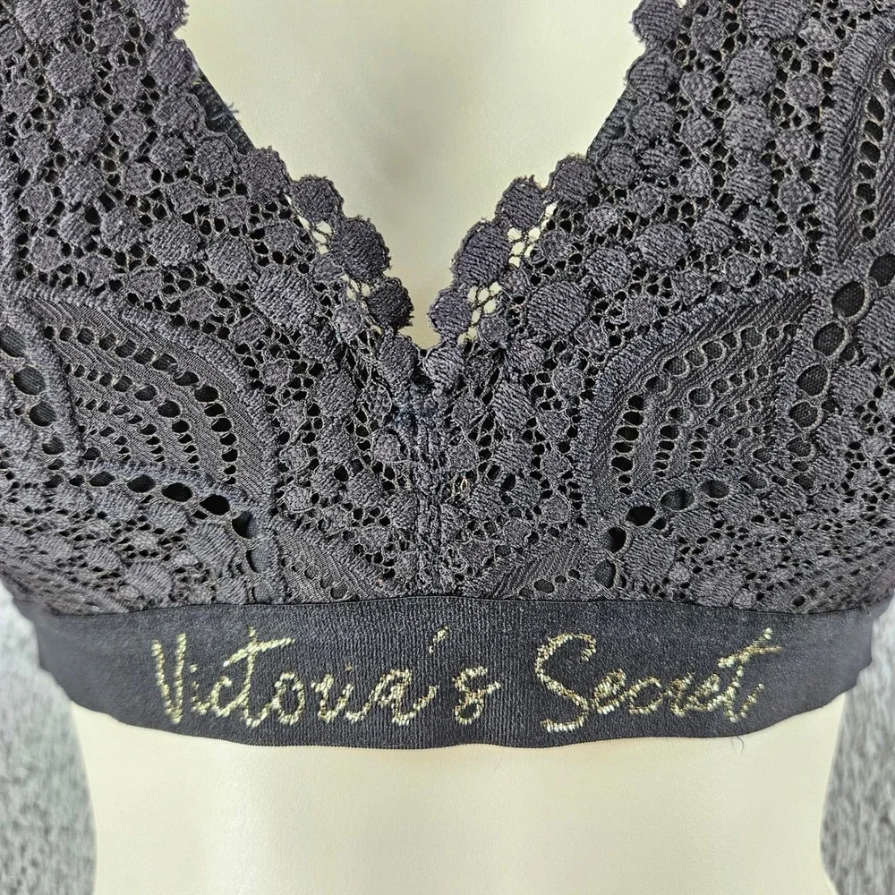 Victorias Secret Lined No Wire Bra Womens 32D Black Floral Lace Wireless Comfort